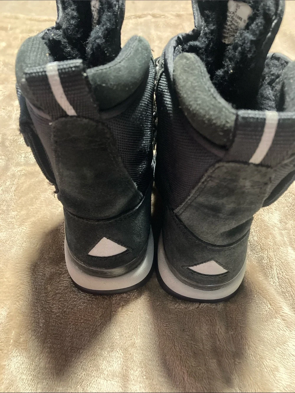 Kids L.L. Bean snow boots Size 12